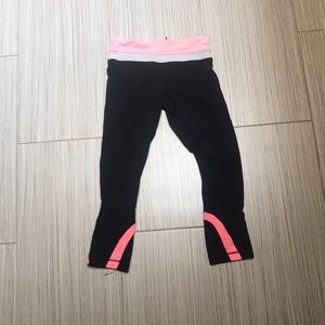 Lululemon crop pants